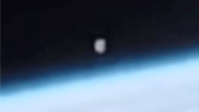 Un OVNI s'est approché de l'ISS en avril 2022