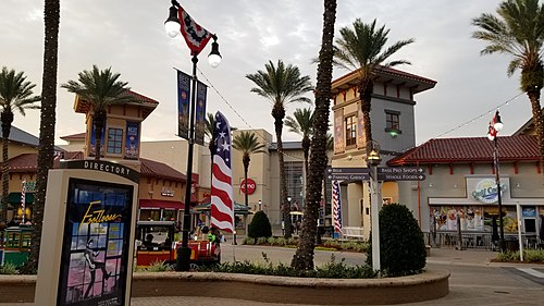 Un OVNI en forme de chevron observé à Destin en Floride