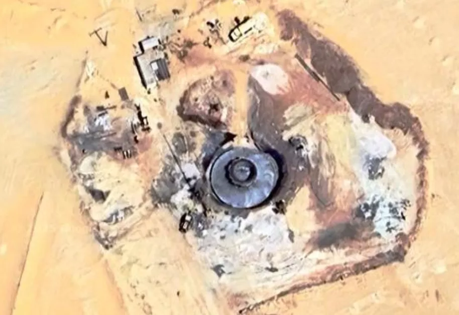 En plein cœur du Sahara, une “soucoupe volante” qui n’en était pas une