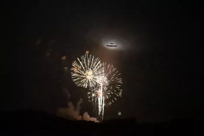 Au début des années 1980, un immense OVNI est apparu dans la vallée de l'Hudson